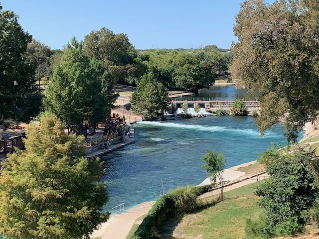 Comal River during your vacation in New Braunfels