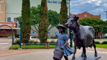 Incredibly Chic Things to Do in Brenham, Texas