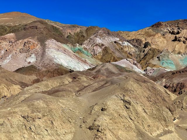 Artist's Palette Death Valley itinerary