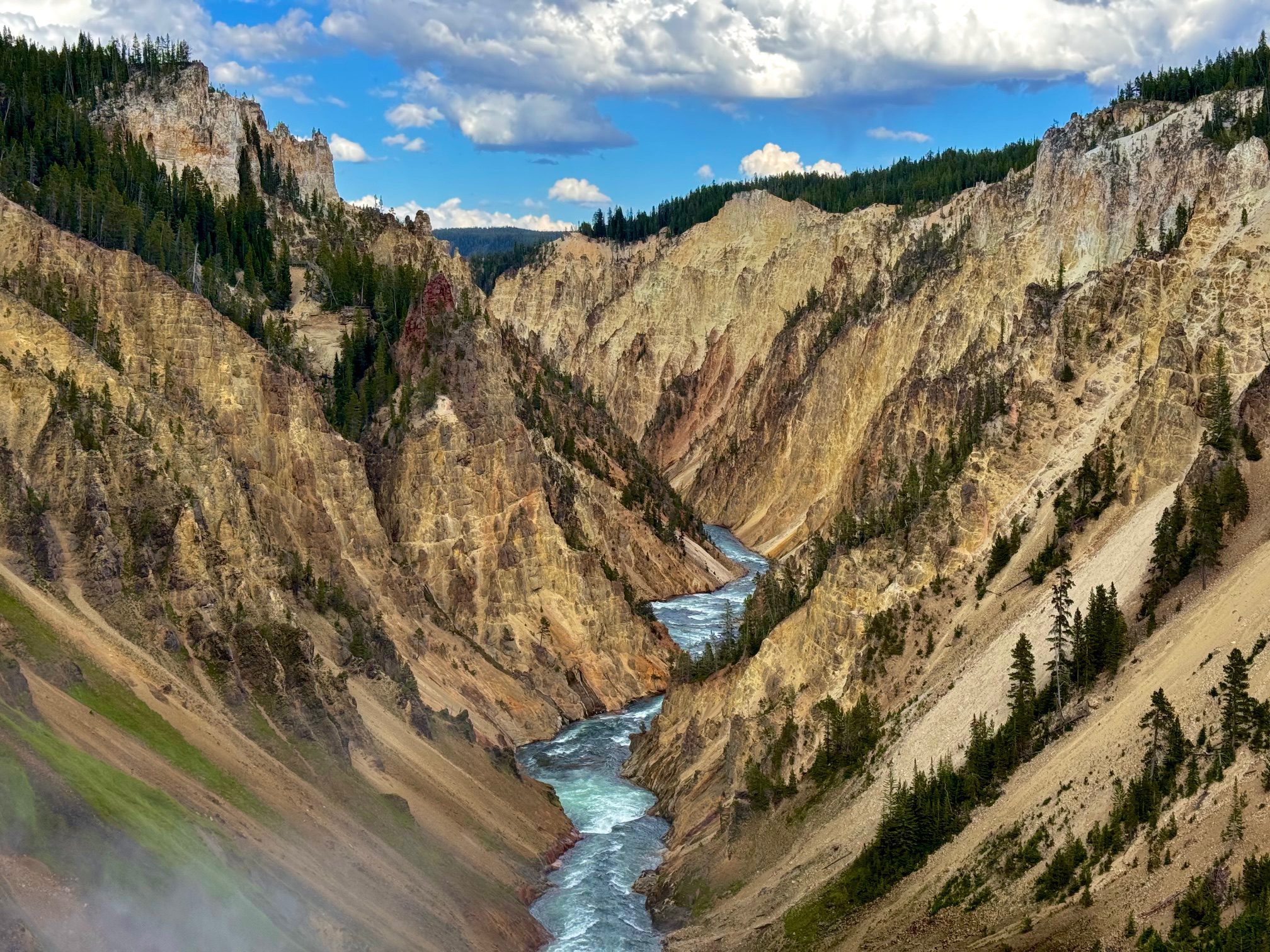The Best Things to Do in Yellowstone National Park